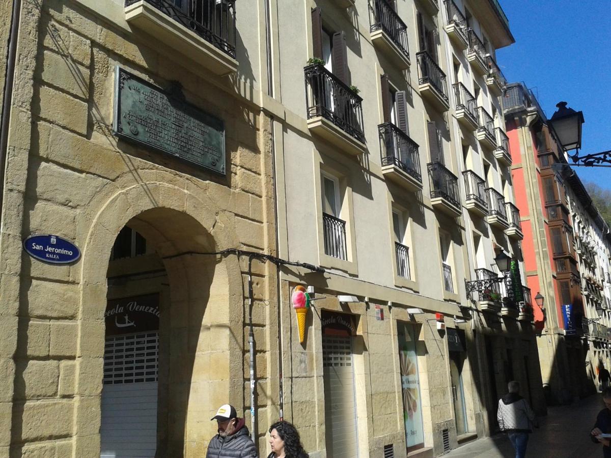 Apartamento El Reloj San Sebastian Ngoại thất bức ảnh